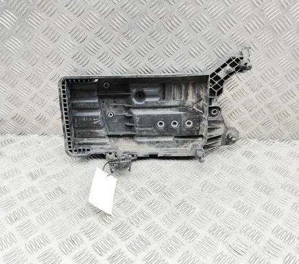 Audi Q3 F3 Battery box tray 5QF915331C 5QF915325B