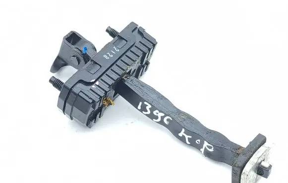 KIA Sportage Front door check strap stopper