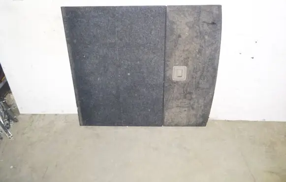 Trunk/boot floor carpet liner