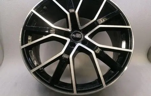 Audi R8 42 R18 alloy rim