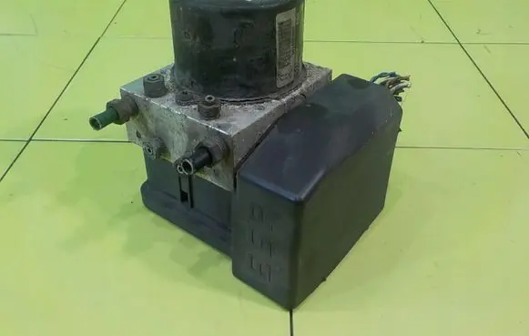 Citroen DS3 ABS Pump 9674415980