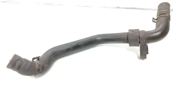 Volkswagen PASSAT B6 Engine coolant pipe/hose 1K0122058E