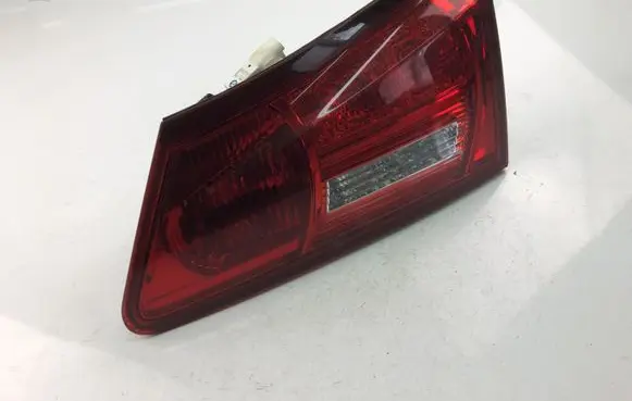 Lexus IS 220D-250-350 Rear/tail lights 921