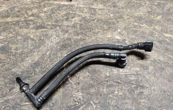 Renault Koleos I Fuel line pipe