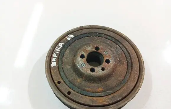 Opel Zafira B Crankshaft pulley 55196301