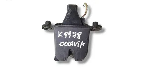 Skoda Octavia Mk2 (1Z) Tailgate/trunk/boot lock/catch/latch 1Z5827501D
