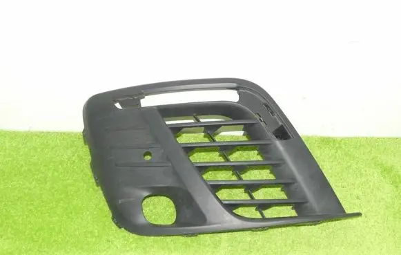 Citroen Jumpy Front bumper lower grill 9811713877