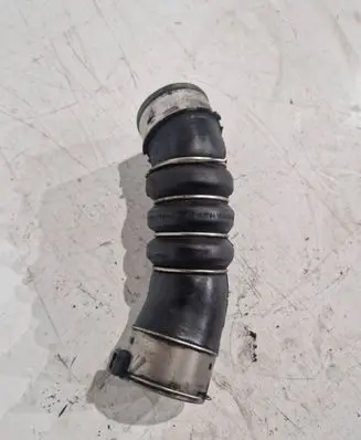 BMW 1 E81 E87 Intercooler hose/pipe 7797480