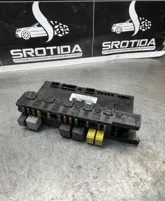 Mercedes-Benz E W211 Fuse module 2115453401 5DK00804721