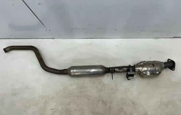 Mazda 3 Exhaust gas pipe pehn40600 706366070 pyh513j40a