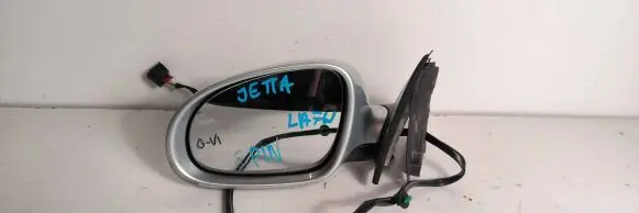 Volkswagen Jetta V Front door electric wing mirror 