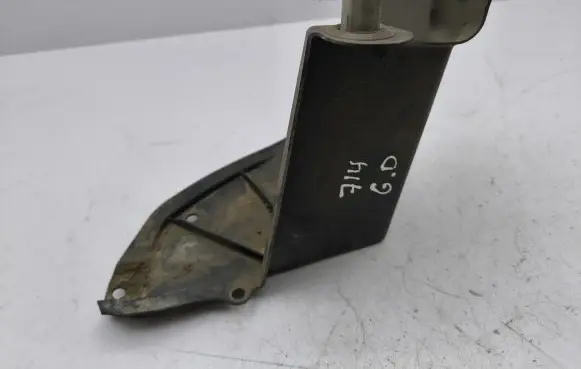 Front bumper skid plate/under tray