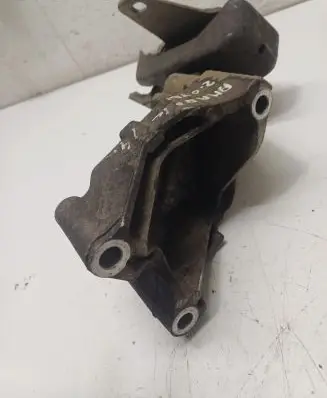 Volkswagen Amarok Engine mounting bracket 03L199307B
