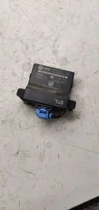 Volkswagen PASSAT B6 Gateway control module 3C0907530C 3C0907951A