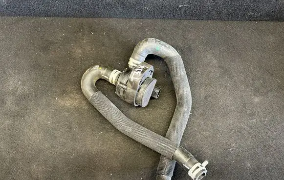 Mercedes-Benz B W246 W242 Electric auxiliary coolant/water pump A2118350028 A2478306700