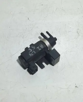 Audi A2 Vacuum valve 1H090662