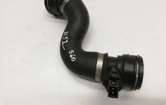 BMW 5 E60 E61 Engine coolant pipe/hose