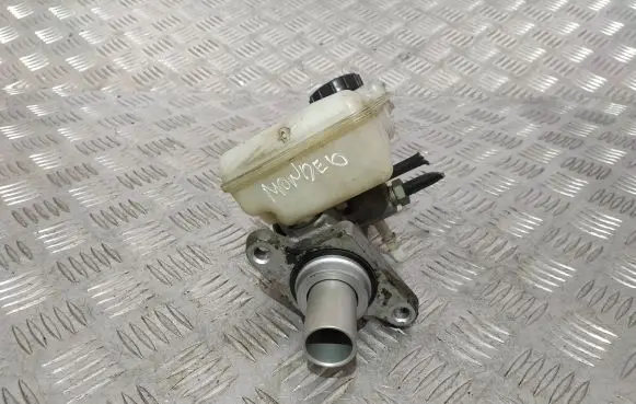 Ford Mondeo MK IV Master brake cylinder 03350890141 03350890131