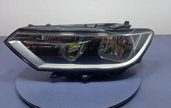 Volkswagen PASSAT CC Headlight/headlamp 3G1941005B