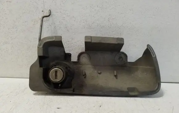 Opel Zafira A Front door lock (next to the handle) 