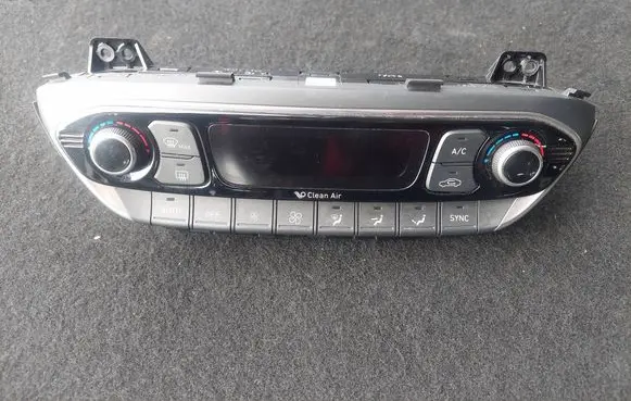 Hyundai i30 Climate control unit 97250G4300 161210