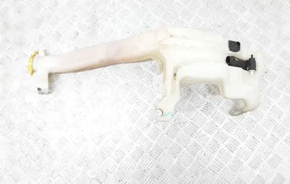 Dodge Durango III Windshield washer fluid reservoir/tank 55079365