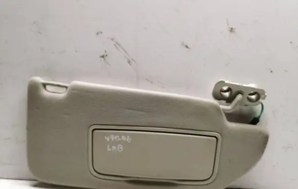 Volvo V70 Sun visor