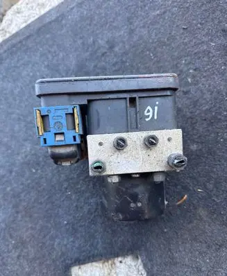 Citroen C5 ABS Pump 10096011653 00403741E0