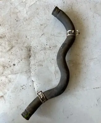 Toyota Prius (NHW20) Engine coolant pipe/hose 