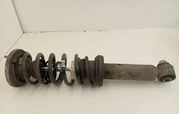 BMW 6 F12 F13 Rear shock absorber/damper 6777211