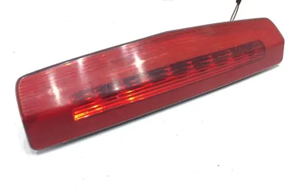 Opel Zafira B Third/center stoplight 13211587