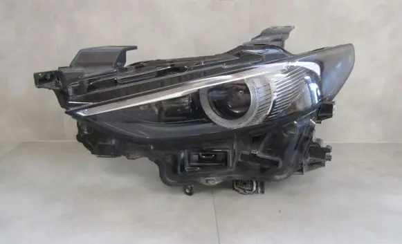Mazda 3 Headlight/headlamp BCJH-51040