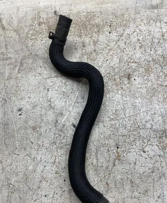 Volvo XC60 Engine coolant pipe/hose