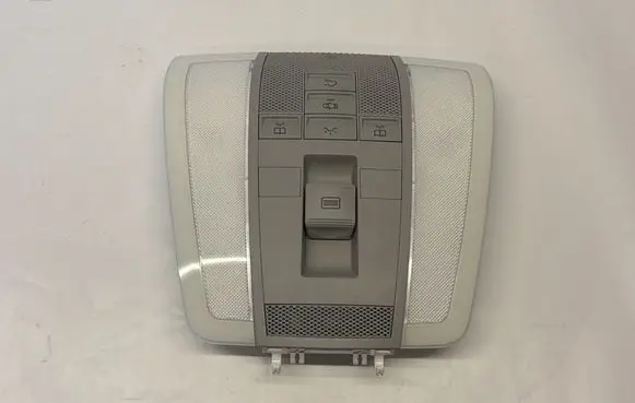 Mercedes-Benz C W204 Front seat light A2049001804 A2049012702 0313278216