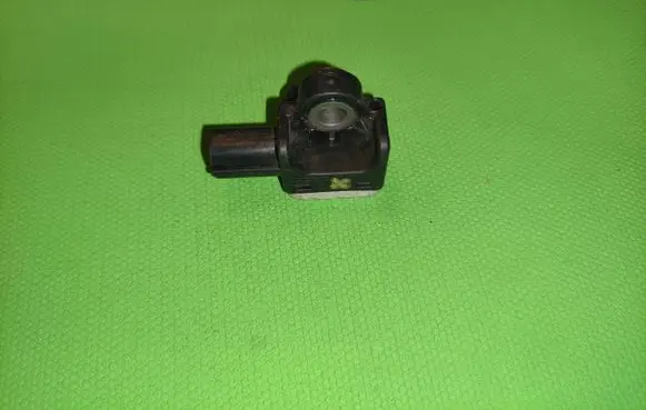 Ford Focus Airbag deployment crash/impact sensor 8M5T14B342AC 0811082000