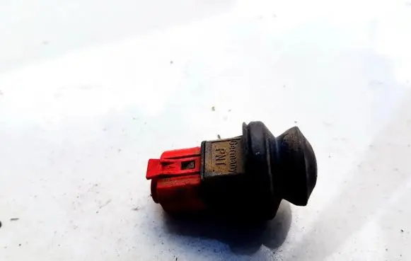 Volkswagen Golf III Front door sensor 1H0947563A