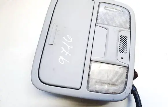 Honda CR-V Front seat light