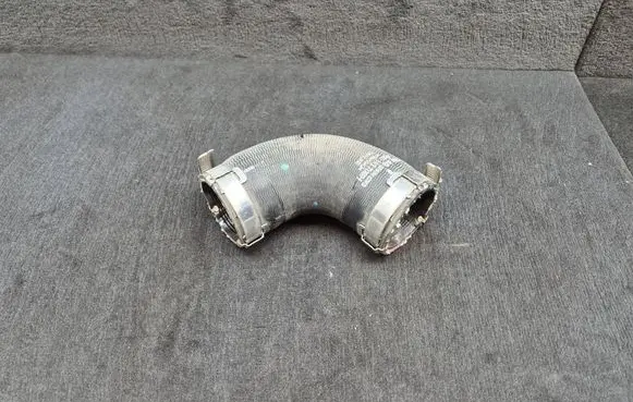 Audi Q7 4M Intercooler hose/pipe 4M0145708H