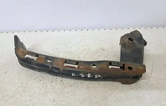 Honda CR-V Headlight/headlamp mounting bracket
