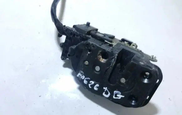 Mazda 626 Rear door lock