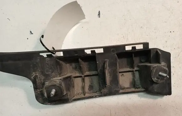 Mercedes-Benz C W204 Rear bumper mounting bracket A2048800203 250000006