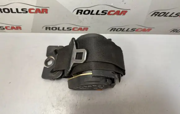 BMW 5 E39 Front seatbelt 040120 8217390