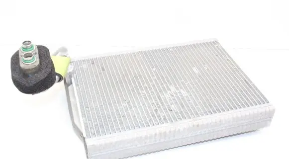 Hyundai Ioniq 5 Air conditioning (A/C) radiator (interior) 