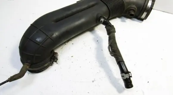 Opel Vectra B Air intake hose/pipe 9202349