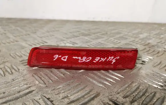 Rear tail light reflector