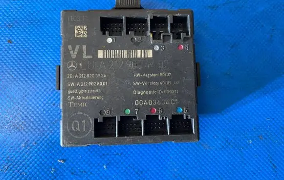 Mercedes-Benz E W212 Door control unit/module A2128203926 A2129028001 A2129004402