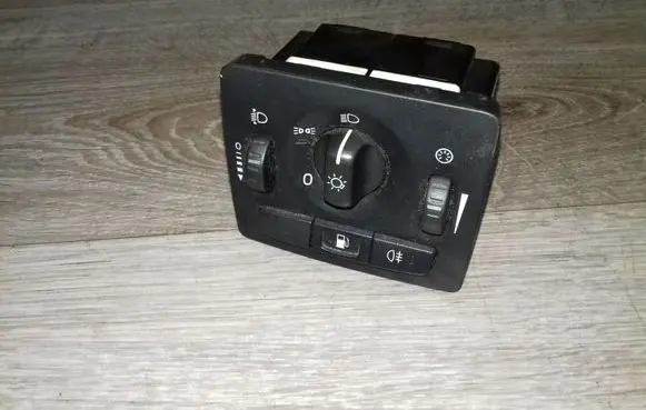 Volvo V50 Light switch 05W24T 30739298