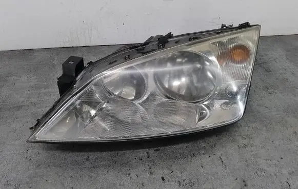 Ford Mondeo Mk III Headlight/headlamp 1S71-13006-AG