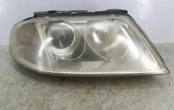 Volkswagen PASSAT B5.5 Headlight/headlamp 3B0941016AN