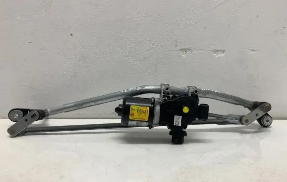 Dacia Sandero Front wiper linkage and motor 288009321R W000031629